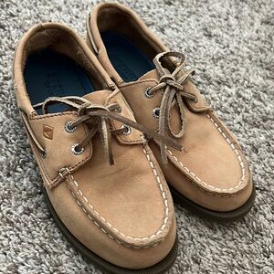 Boys Sperry boat shoes